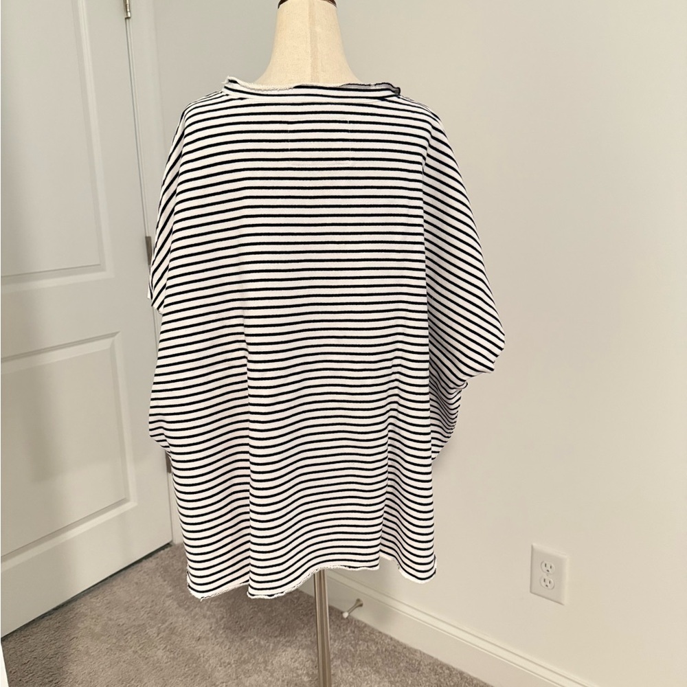 Frank & Eileen Hampton travel set in navy stripes size XS - Picture 9 of 14